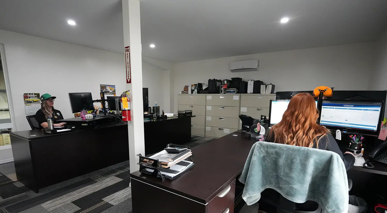 global_coatings_llc_office_01